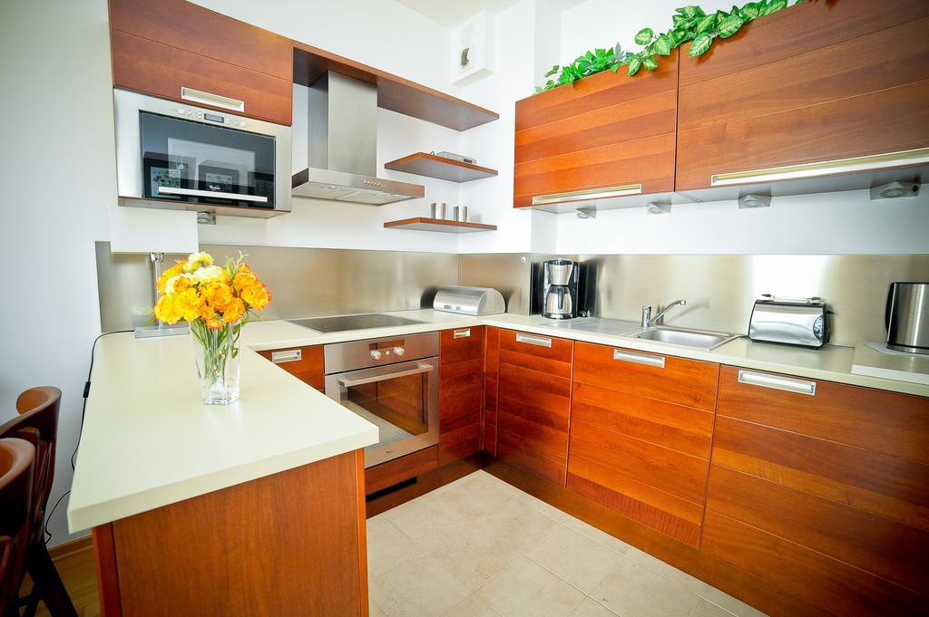Luxury Rockefeller - Sea Towers Apartment Гдиня Стая снимка