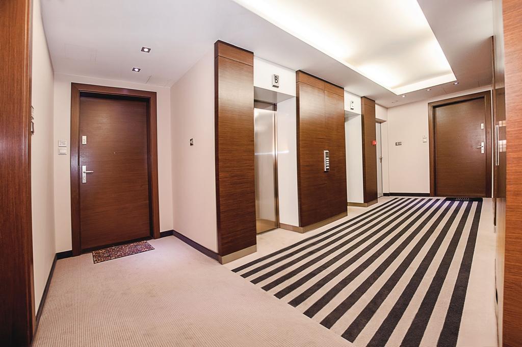 Luxury Rockefeller - Sea Towers Apartment Гдиня Стая снимка